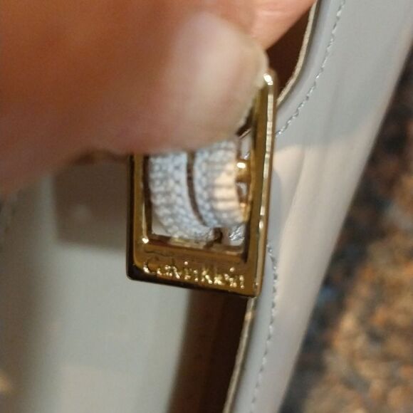 Calvin klein " "Loretta"Elegant Cream Peep-Toe Heels..Size 6.5 - Picture 6 of 6